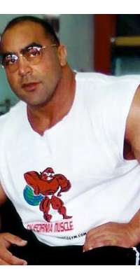 Nasser El Sonbaty, German professional bodybuilder., dies at age 47